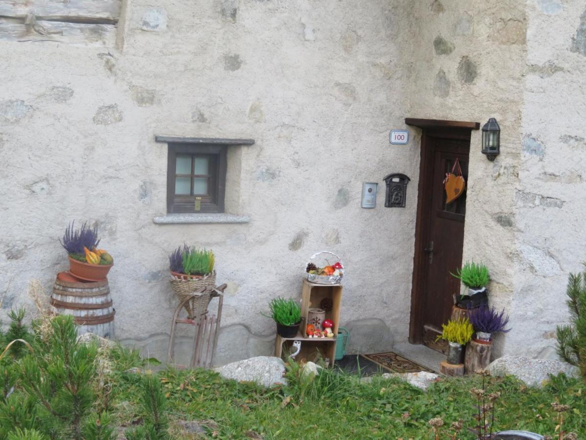 Garni Gimea Hotel Livigno Buitenkant foto