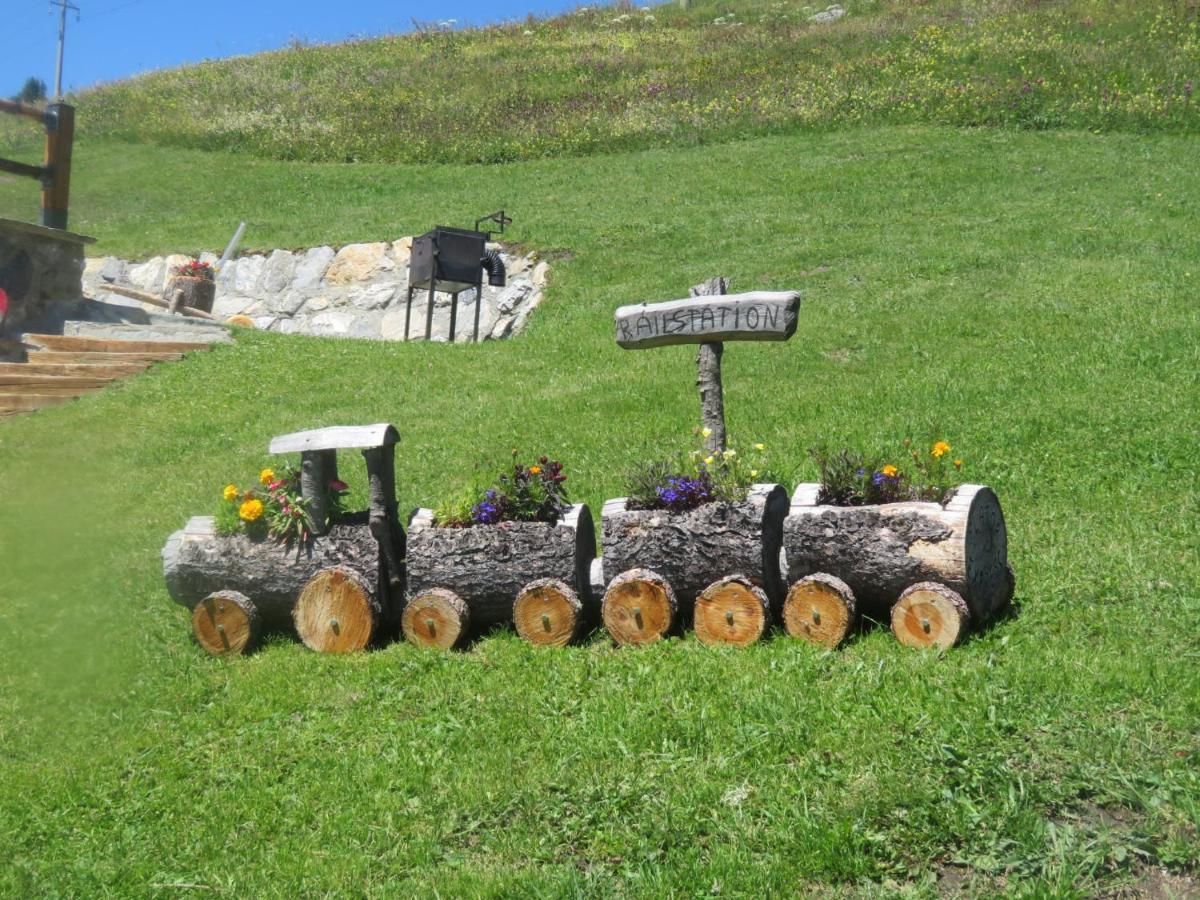 Garni Gimea Hotel Livigno Buitenkant foto